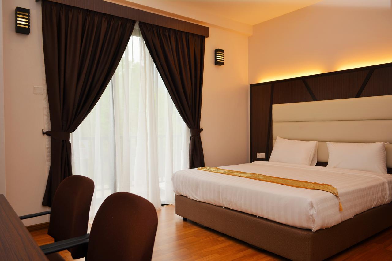 Hotel Grand Baron Taiping Exterior foto